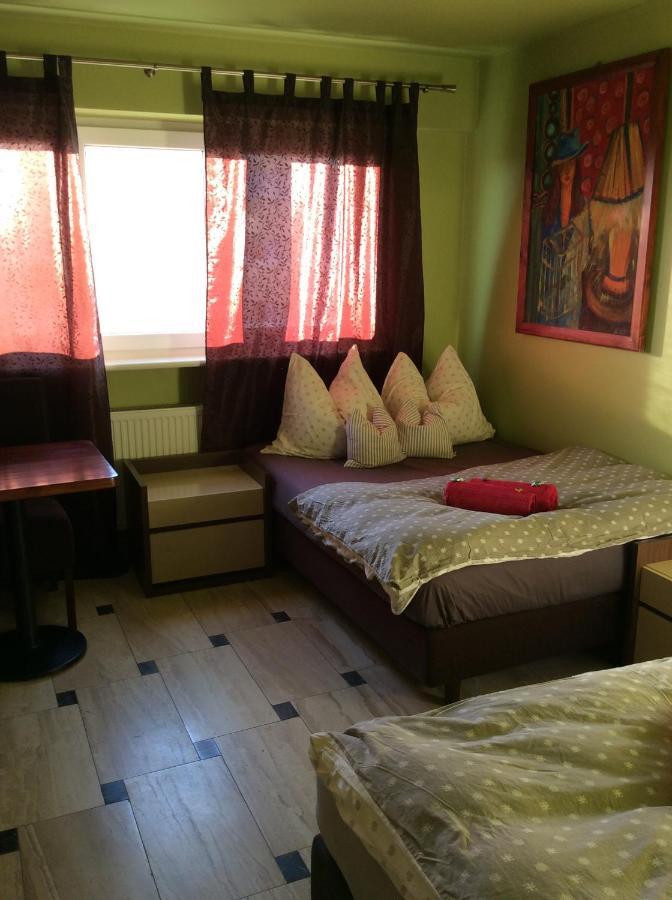 Mika Rooms Raclawicka 144 & Wislicka 3 Studio - Adults Only Warszawa Eksteriør billede